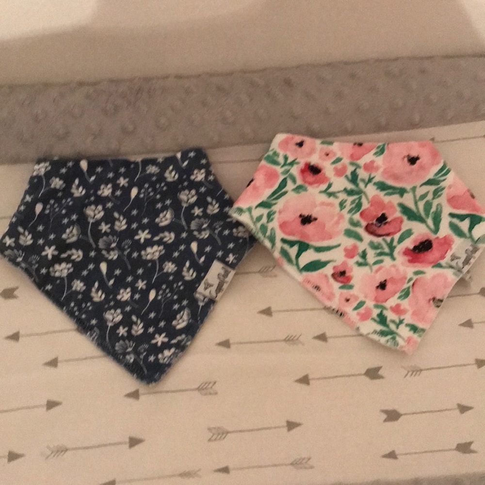 Copper pearl bibs